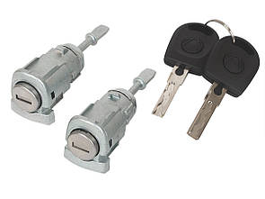 Личинки замків передніх дверей 604837167  VW Golf 4 IV Bora Polo 9N