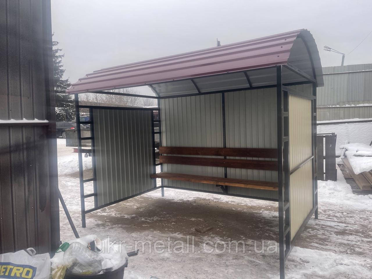 Автобусна зупинка різних варіантів на замовлення