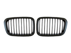 Решітка радіатора BMW 3 E46