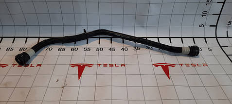 1077603-00-A Шланг системи охолодження Tesla Model 3 (107760300D), фото 2