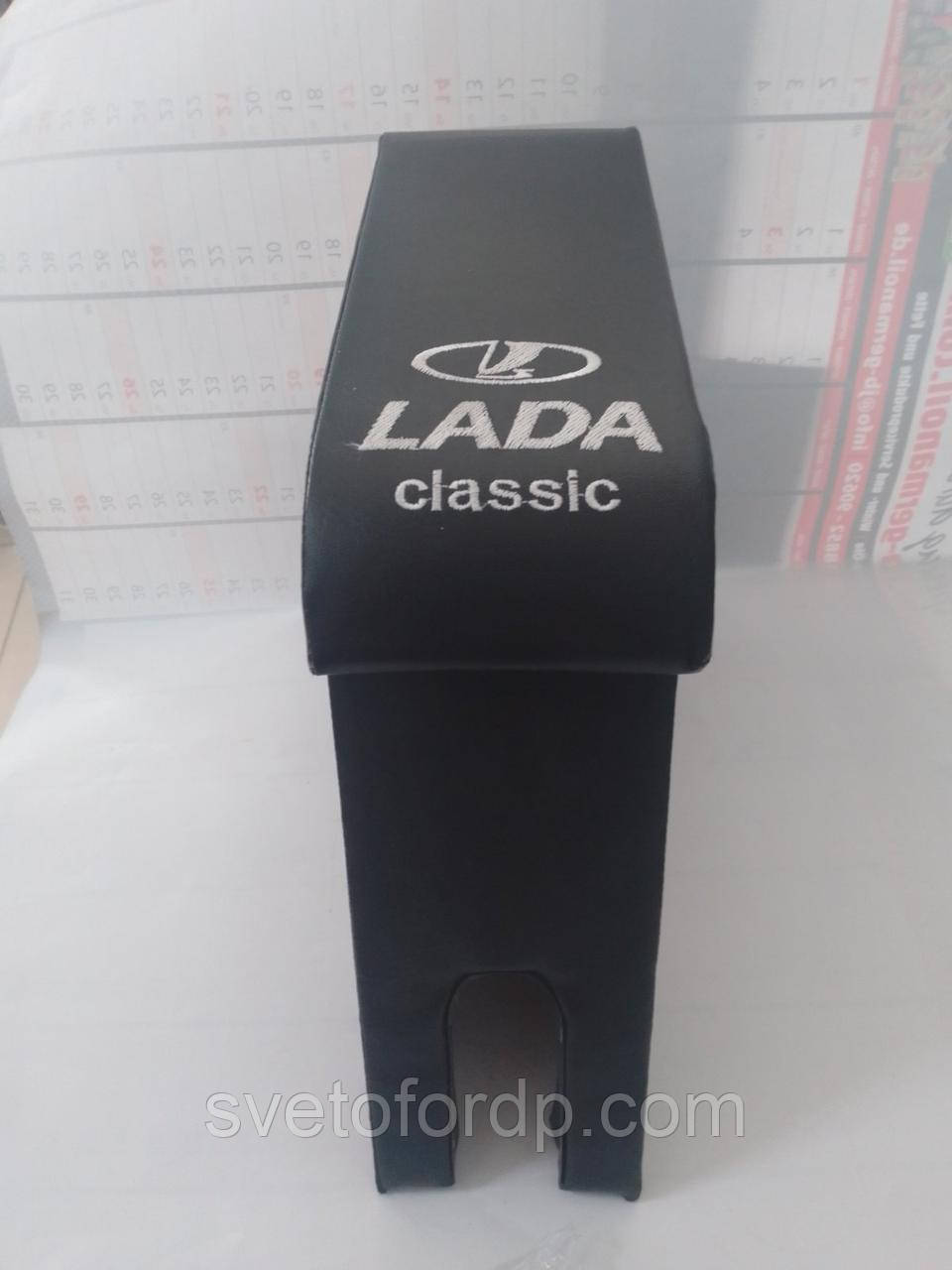 Підлокітник ВАЗ 2101, 2102, 2103, 2106 з вишивкою, чорний, фото 1