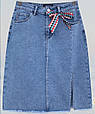 Модна джинсова спідниця довжина до коліна з розрізом і бахромою, фото 2