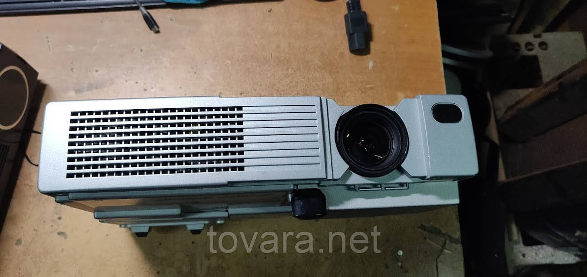 Проєктор Hitachi CP-X275 No 21151210