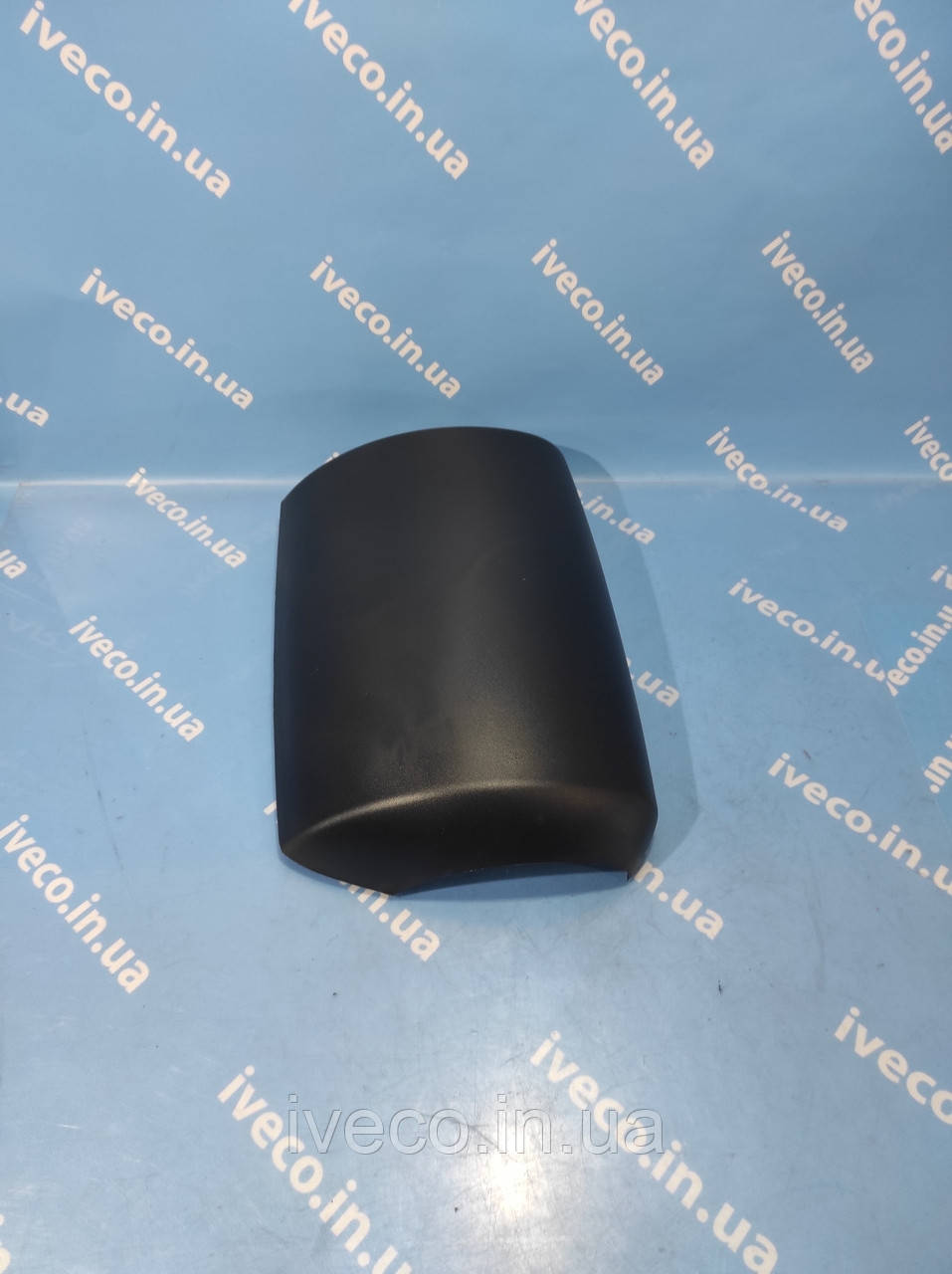 Кришка дзеркала лівого великого Iveco Stralis Trakker Івеко Євро 5 504158974 504158976 ZL04-59-018L