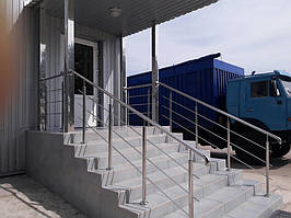 В компании Инвестпром групп вы можете купить перила для лестниц из металла.  пгт. Великий Бурлук, Харьковская область. 3