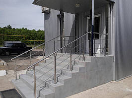 В компании Инвестпром групп вы можете купить перила для лестниц из металла.  пгт. Великий Бурлук, Харьковская область. 5