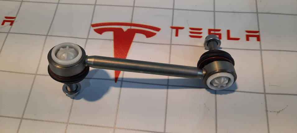 1044491-00-E Стійка заднього стабілізатора ліва Tesla Model 3 (104449100E), фото 1