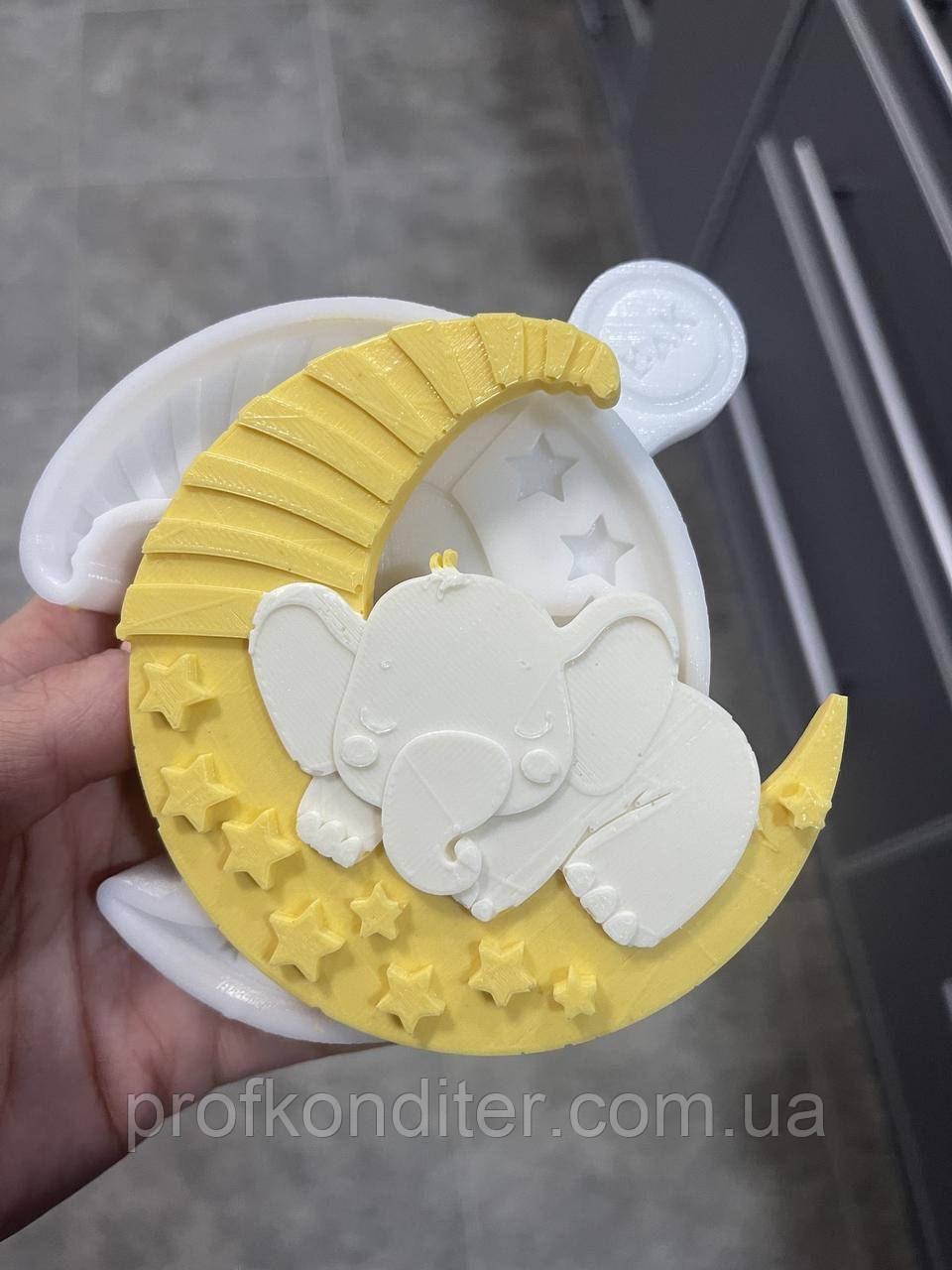 Авторський силіконовий Молд для карамелі, мастики та шоколаду "Слоник на місяці", фото 1