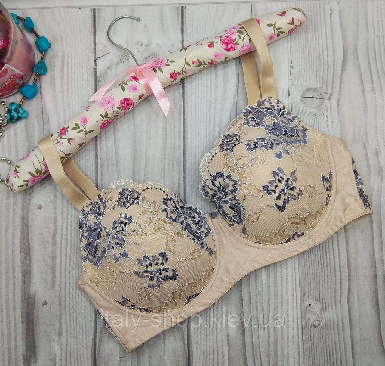 Бюстгальтери Intimissimi 80С, Італія