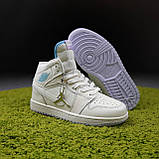 Жіночі кросівки в стилі Nike Air Jordan 1 молочні з бузковим, фото 2