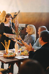 Столи Серія 18, стільниця 100х100см з масиву ясена