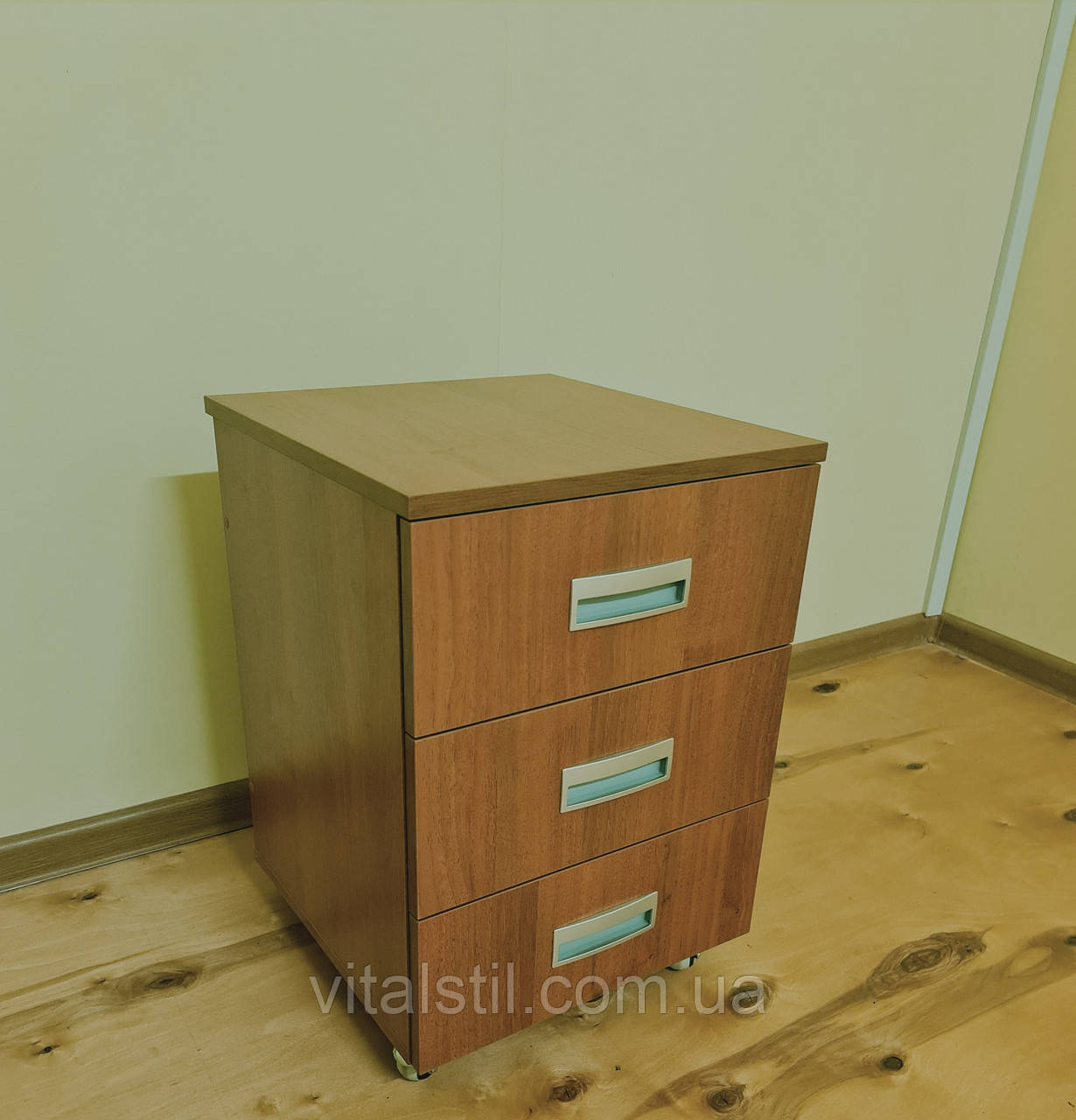 Тумба офісна 400х400х560 мм