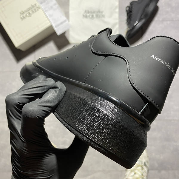 Alexander mcqueen top total black