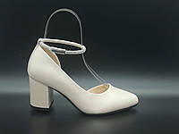 Шкіряні туфлі на підборах. Erisses. Розміри: 33, 34, 35.