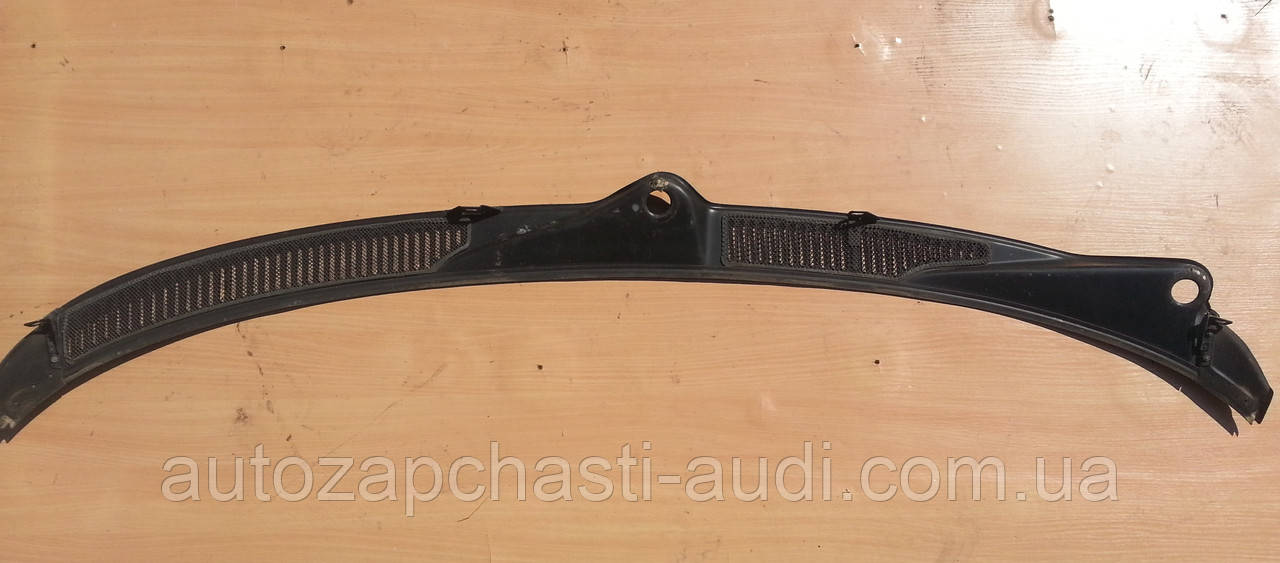 Вставка під лобове скло Audi 100 A6 C4 91-97г, фото 1