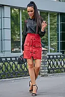 Женская стильная замшевая юбка с пуговицами 46, Красный