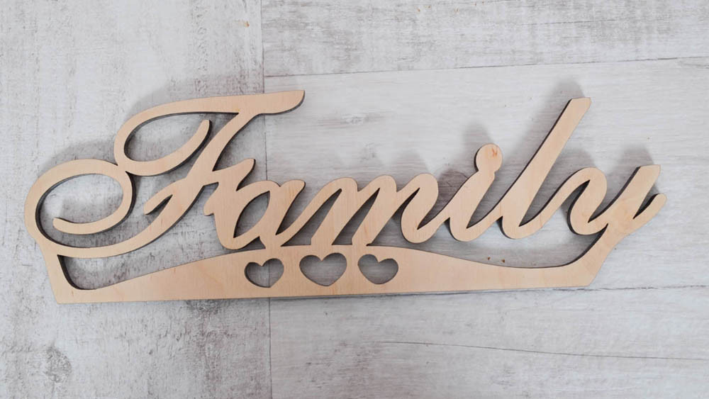 Напис з фанери 0,6 "Family", 33 * 10,5 см