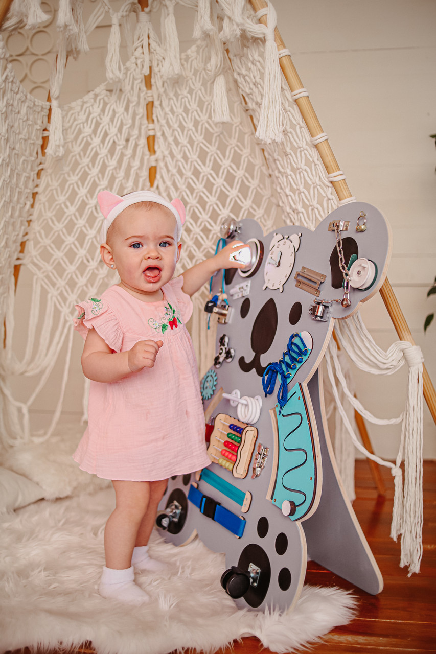 Купить Доска бизиборд серого цвета 75х62х10см Коала. Бизиборд, цена ...