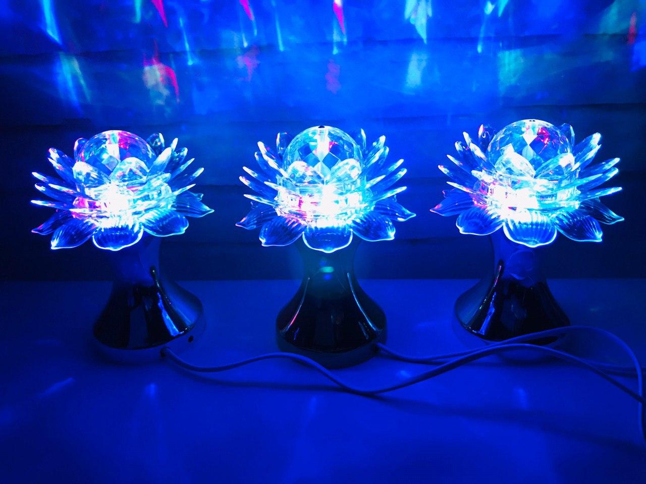 Яскрава диско-лампа Led full color rotating lamp світлодіодна Лілія DISCO CB 0319. Найкраща ціна!