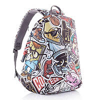 Городской рюкзак Анти-вор XD Design Bobby Soft Art Graffiti 13-16 л (P705.868)