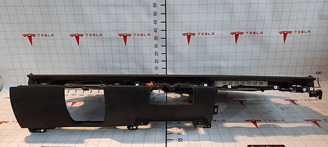 1083401-80-J Пластиковий каркас інструментальної панелі (торпедо) Tesla Model 3 (101118400I), фото 3