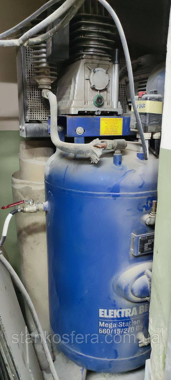 Вертикальний компресор бв Metabo Mega Station 660/15/270 DS