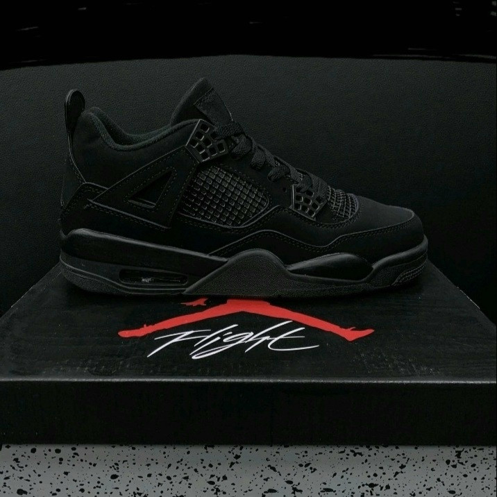 Jordan retro cheap 4 size 9.5