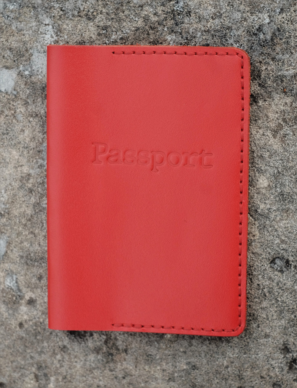 Жіноча шкіряна обкладинка на закордонний паспорт з кишенею для карток ручної роботи червона