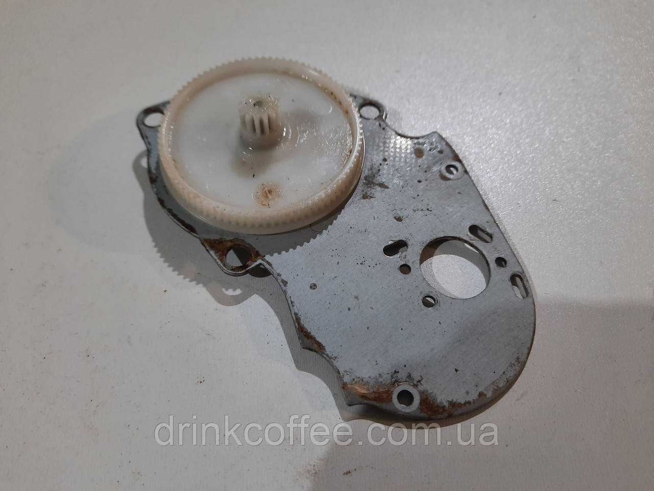 Шестерня с гайкой и площадкой двигателя кофемолки для кофемашины Delonghi Delonghi ESAM 6600 PrimaDonna б/у