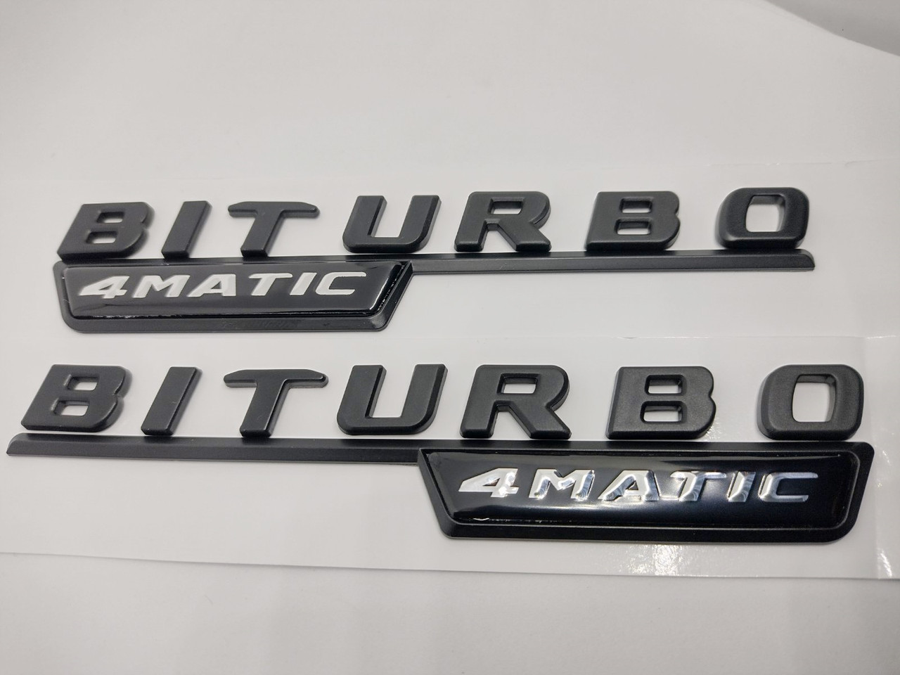 Емблема напис Biturbo 4 matic Black edition