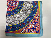 Шейный платок с добавкой натурального шёлка цвет коричневый с рисунком синий с персиковым