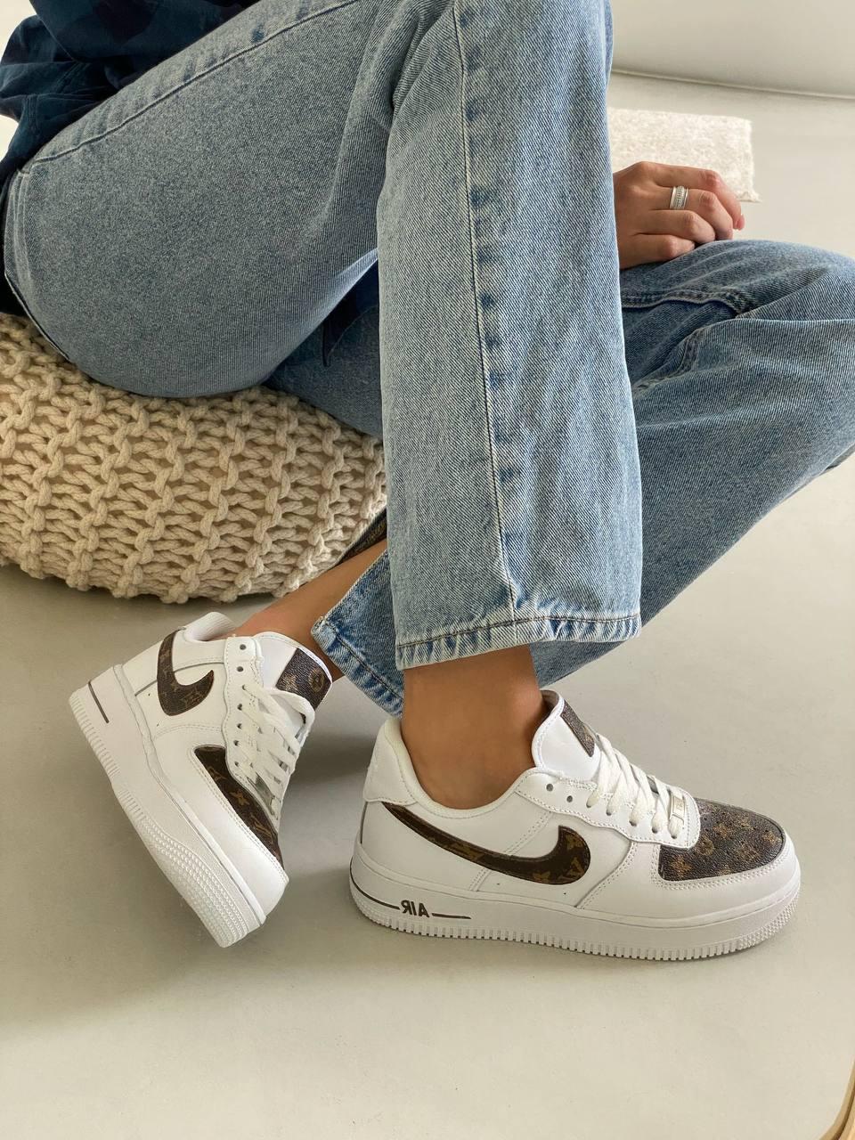 Жіночі кросівки Nike Air Force 1 x LOUIS VUITTON | Найк Аір Форс 1 Білі Луі Віттон Вітон