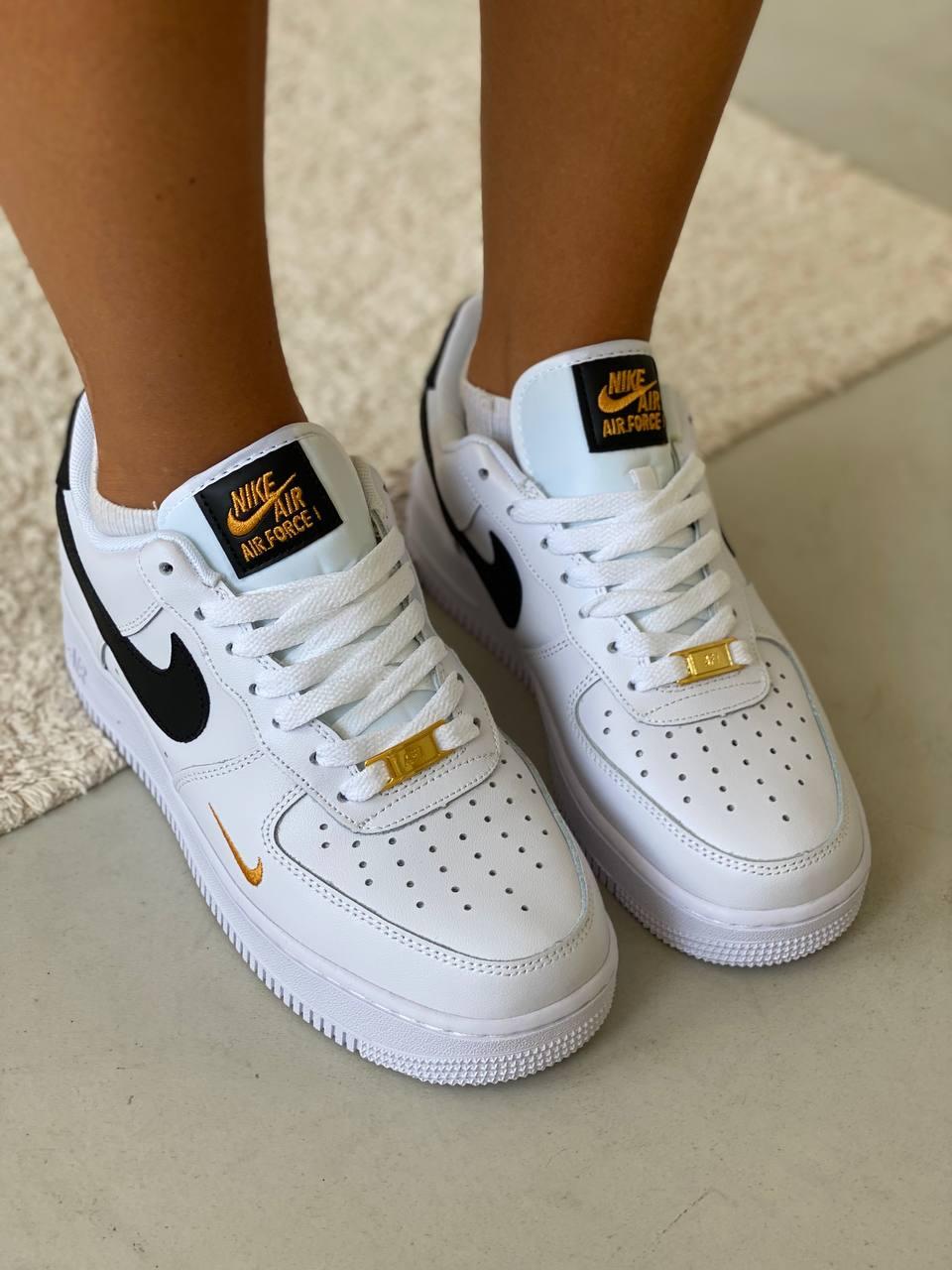 Чоловічі / жіночі кросівки Nike Air Force 1 Low Mini Swoosh White| Найк Аір Форс 1 Низькі Міні Свош Білі