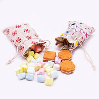 Мішечок для подарунків на Новий рік бежевий тканинний на затяжках 14х10 см