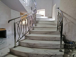  Перила для лестницы на второй этаж. Красивые, дизайнерские перила на лестницу в дом.  2