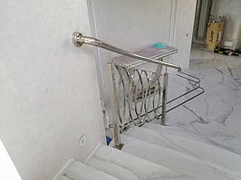  Перила для лестницы на второй этаж. Красивые, дизайнерские перила на лестницу в дом.  13