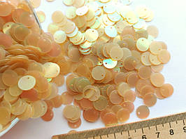 Блискітки, паєтки, лелітки 10 мм ( з верхнім зміщеним отвором ) упаковка 2 г. ( 50-60 шт) Індія. Бежево-золотисті