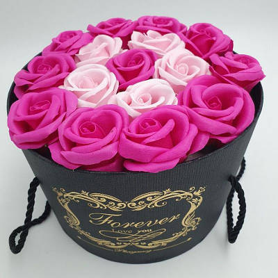 Подарунковий набір мила з троянд у капелюшної коробки рожевий 193765