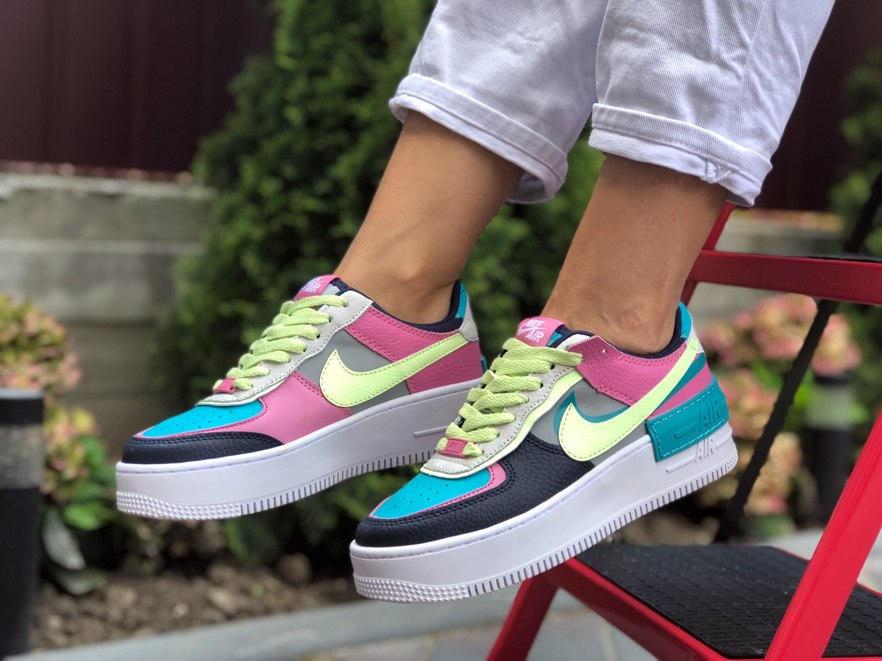Жіночі шкіряні кросівки Nike Air Force 1 Shadow різнокольорові
