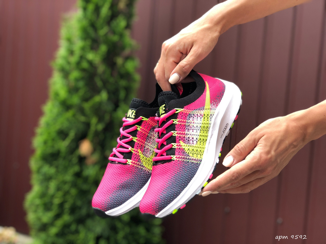 Жіночі кросівки Nike Zoom
