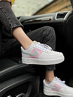 Женские кроссовки Nike Air Force white/pink белые розовые кожа демисезонные повседневные найк аир форс низкие