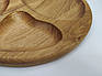 Кругла дубова дошка-менажниця для подачі на 3 секції Ø29.5 см – стильна дерев'яна тарілка ручної роботи, фото 4