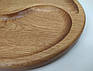 Дубова менажниця тарілка для подачі з дерева на 2 секції кругла d29.5 см — стильна дошка для м’яса, фруктів, закусок, фото 4