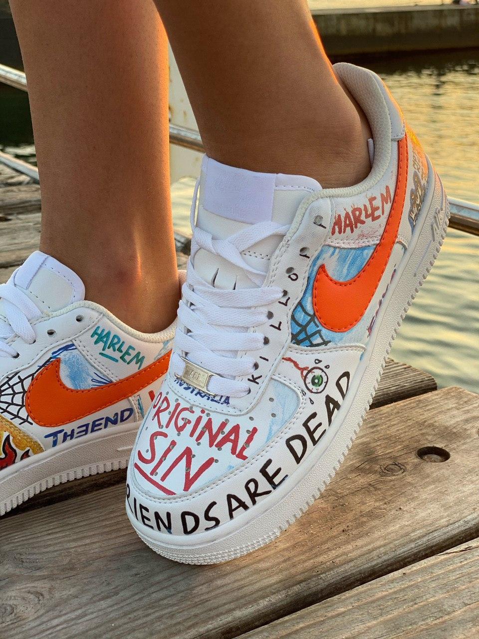 Чоловічі / жіночі кросівки Nike Air Force 1 Graffiti Harlem | Найк Аір Форс 1 Графіті