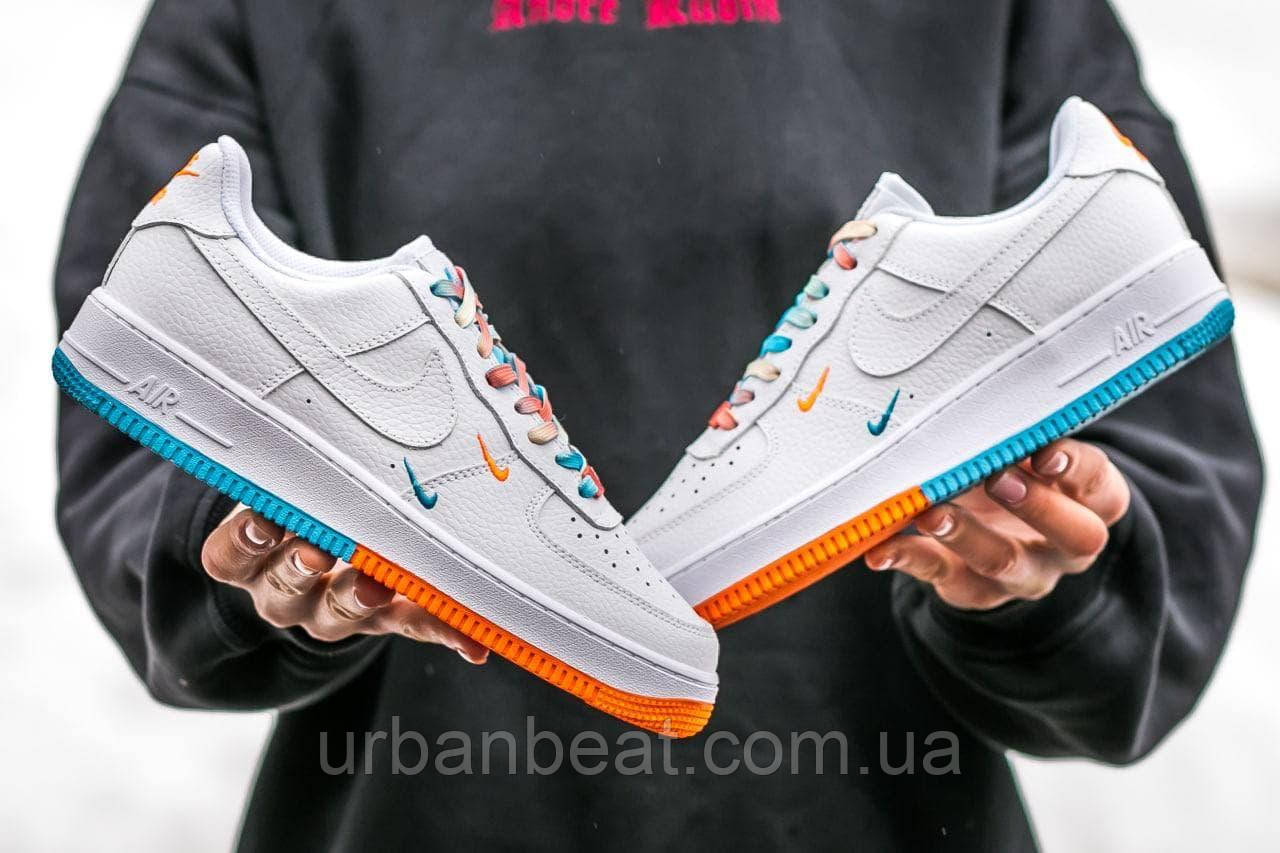 Жіночі кросівки Nike Air Force 1 Essential