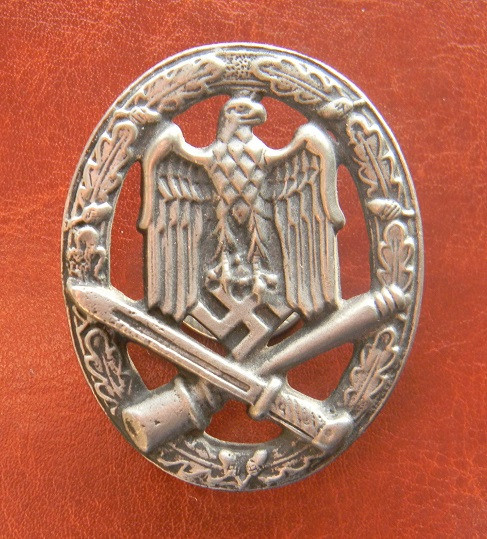 Нагрудний знак За участь в атаках штурмових