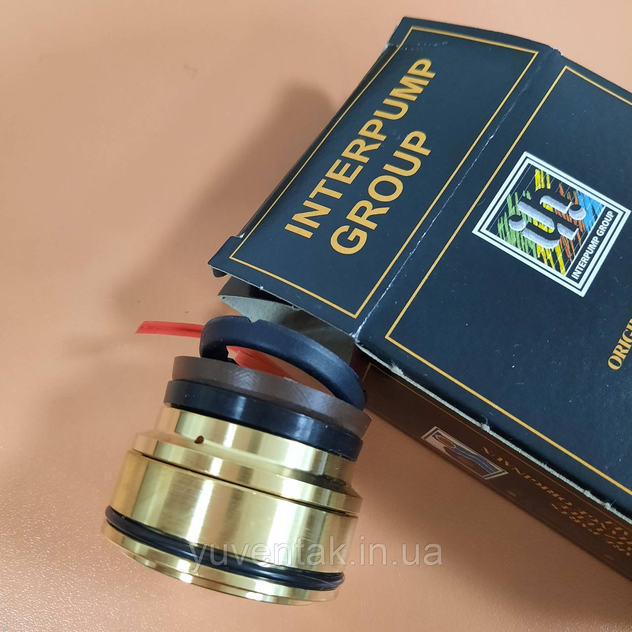 Манжети "сальники" з гільзою INTERPUMP для апаратів вис. та низ. тиску KIT-28..1 поршень