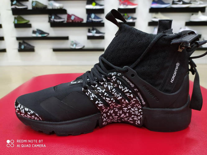 Acronym shop presto black