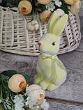 Великодній кролик для прикраси стола на свято h 13 см, фото 2