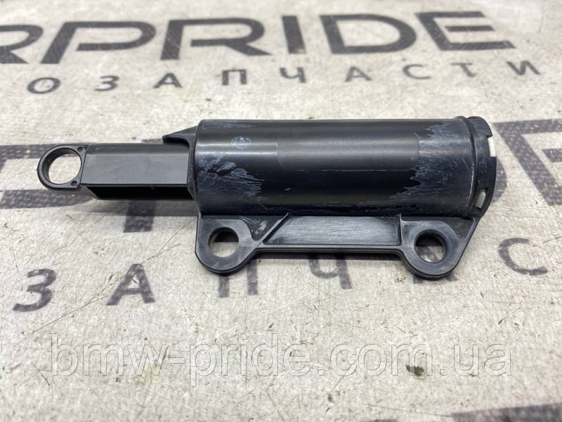 Амортизатор бардачка FORD Focus 3 2.0 2012 (б/у)